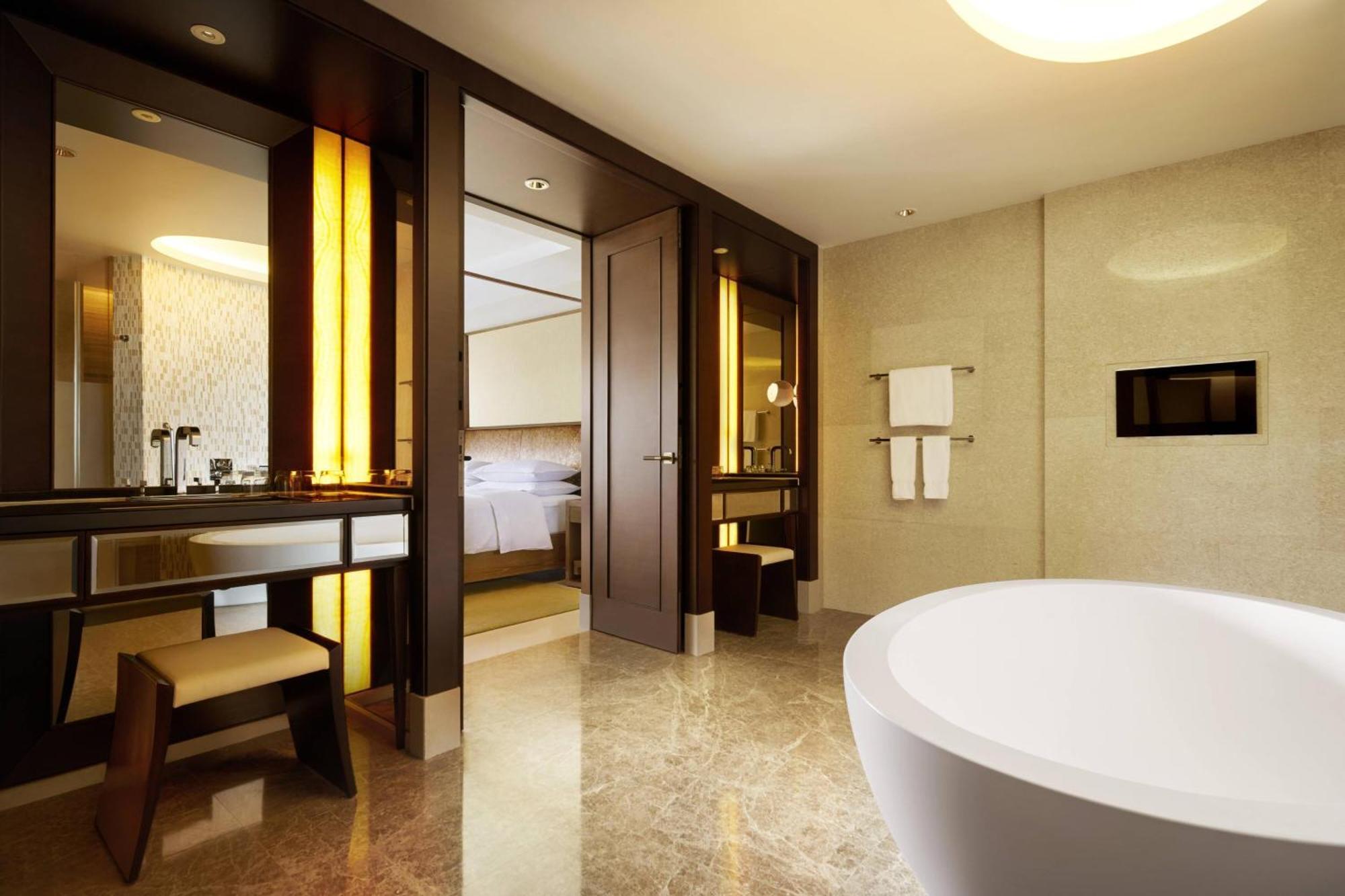 וואנינג Sheraton Shenzhou Peninsula Resort מראה חיצוני תמונה