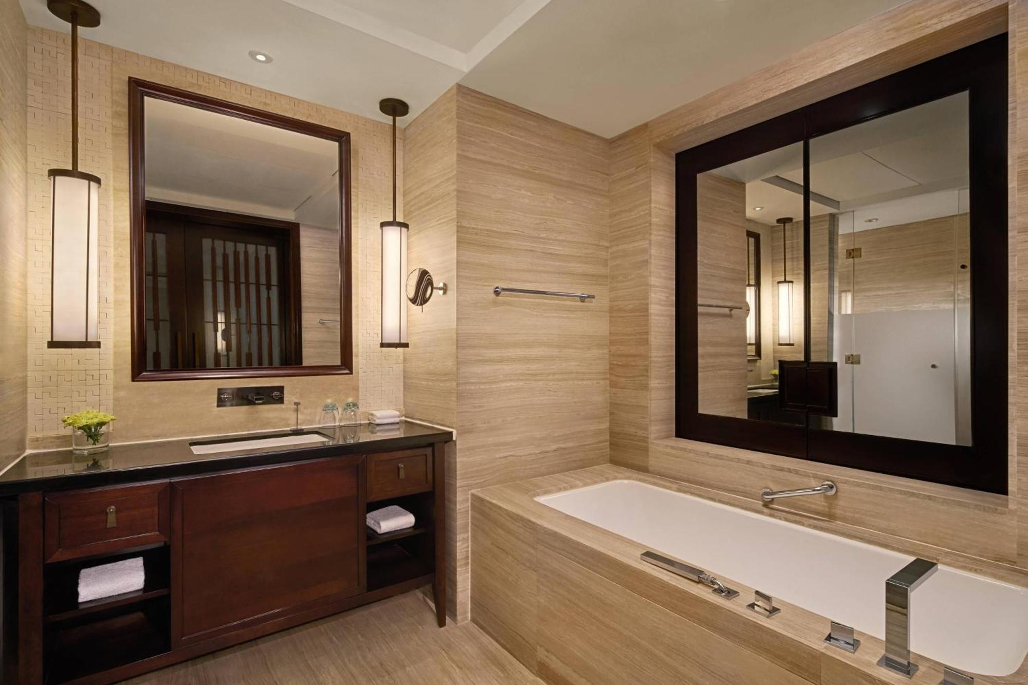 וואנינג Sheraton Shenzhou Peninsula Resort מראה חיצוני תמונה